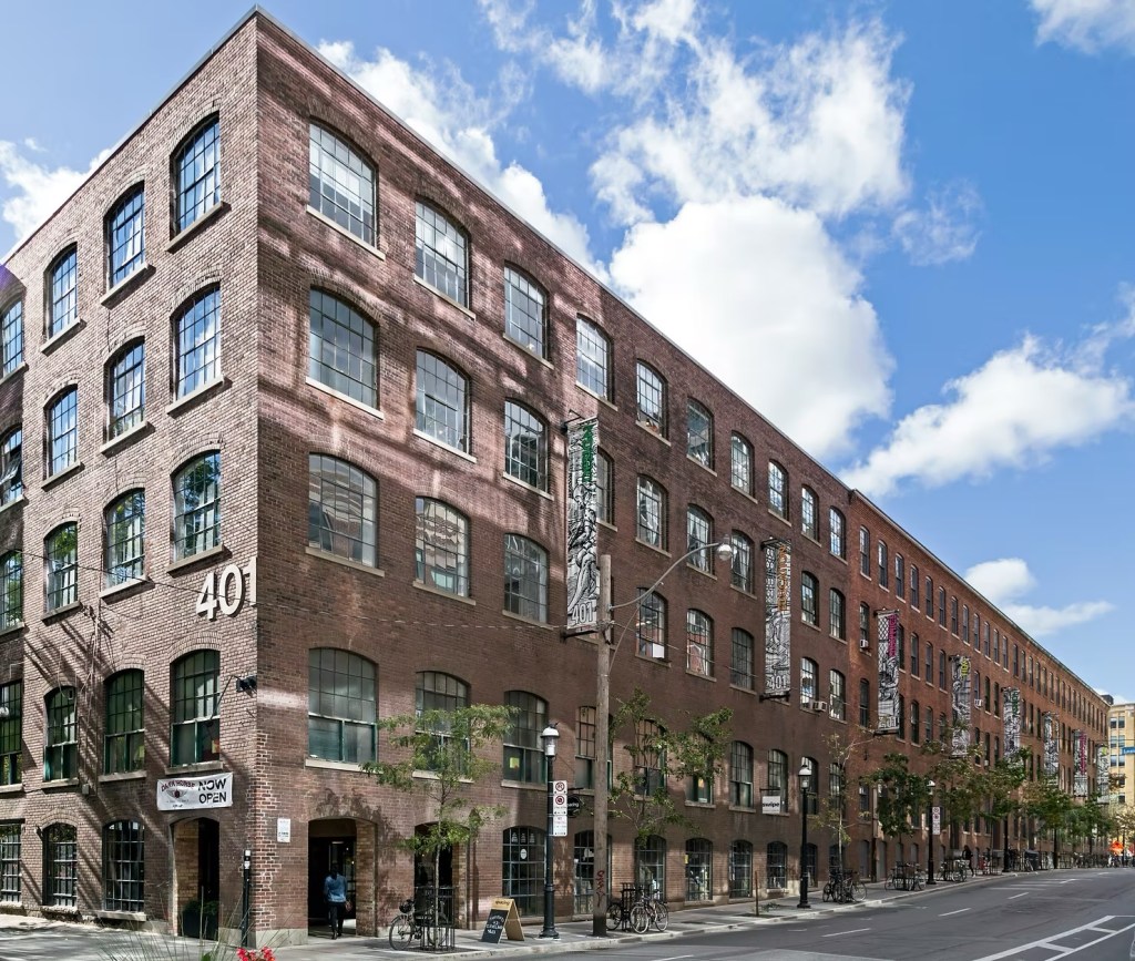 401 Richmond, Toronto